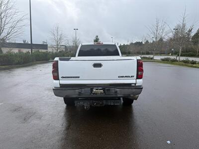 2005 Chevrolet Silverado 2500 LT 4dr Extended Cab LT   - Photo 6 - Poulsbo, WA 98370