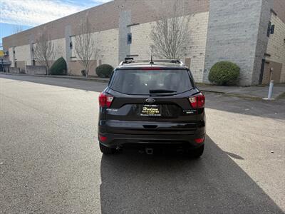 2019 Ford Escape Titanium   - Photo 4 - Poulsbo, WA 98370