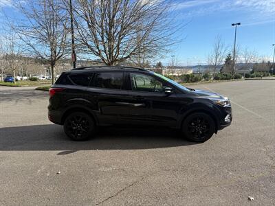 2019 Ford Escape Titanium   - Photo 6 - Poulsbo, WA 98370