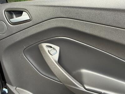 2019 Ford Escape Titanium   - Photo 27 - Poulsbo, WA 98370