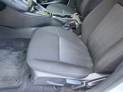 2015 Ford Focus S   - Photo 11 - Poulsbo, WA 98370