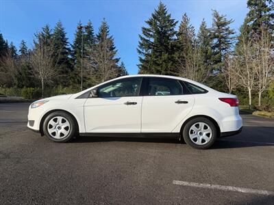 2015 Ford Focus S   - Photo 8 - Poulsbo, WA 98370