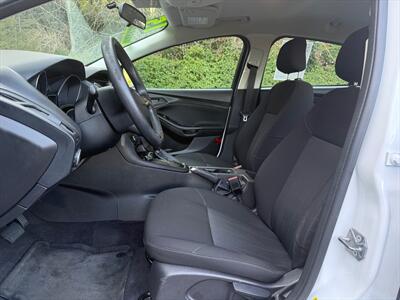 2015 Ford Focus S   - Photo 7 - Poulsbo, WA 98370