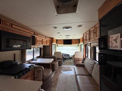 2013 Tiffin Allegro 30GA   - Photo 17 - Poulsbo, WA 98370