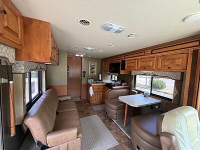 2013 Tiffin Allegro 30GA   - Photo 13 - Poulsbo, WA 98370