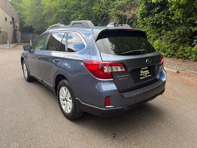 2017 Subaru Outback 2.5i Premium   - Photo 5 - Poulsbo, WA 98370