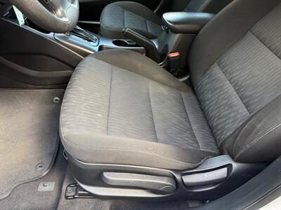 2014 Kia Forte LX - Photo 11 - Poulsbo, WA 98370