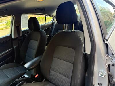 2014 Kia Forte LX - Photo 12 - Poulsbo, WA 98370