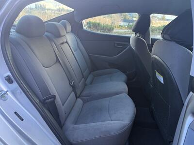 2016 Hyundai Elantra SE   - Photo 23 - Poulsbo, WA 98370