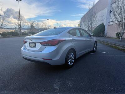 2016 Hyundai Elantra SE   - Photo 3 - Poulsbo, WA 98370