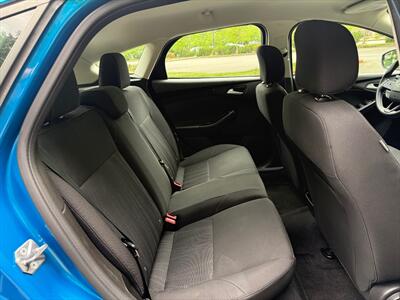 2016 Ford Focus SE   - Photo 19 - Poulsbo, WA 98370