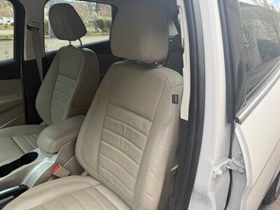 2014 Ford C-Max SEL Energy - Photo 12 - Poulsbo, WA 98370