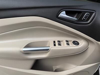 2014 Ford C-Max SEL Energy - Photo 10 - Poulsbo, WA 98370