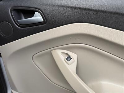 2014 Ford C-Max SEL Energy - Photo 26 - Poulsbo, WA 98370