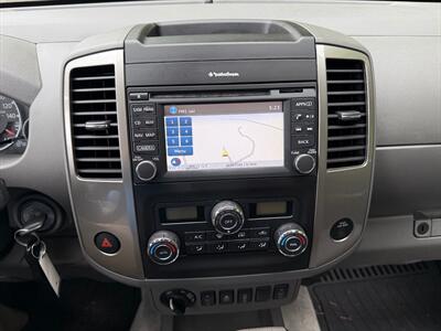 2016 Nissan Frontier Crew Cab SL  Long Bed - Photo 21 - Poulsbo, WA 98370