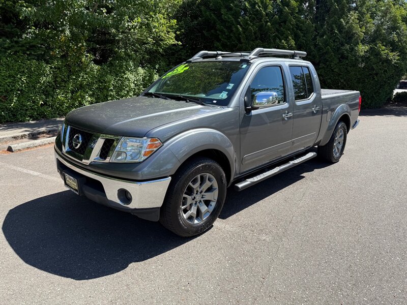 2016 Nissan Frontier Crew Cab SL 4x4 SL 4dr Crew Cab 6.1 ft. SB Pickup 5A
