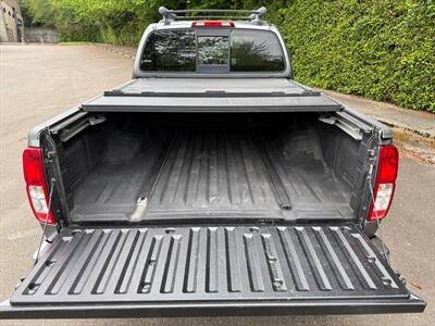 2016 Nissan Frontier Crew Cab SL  Long Bed - Photo 8 - Poulsbo, WA 98370