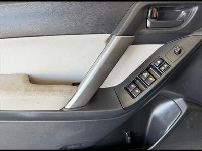 2015 Subaru Forester 2.5i Premium   - Photo 13 - Poulsbo, WA 98370