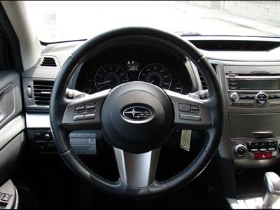 2010 Subaru Outback 2.5i Premium   - Photo 14 - Poulsbo, WA 98370
