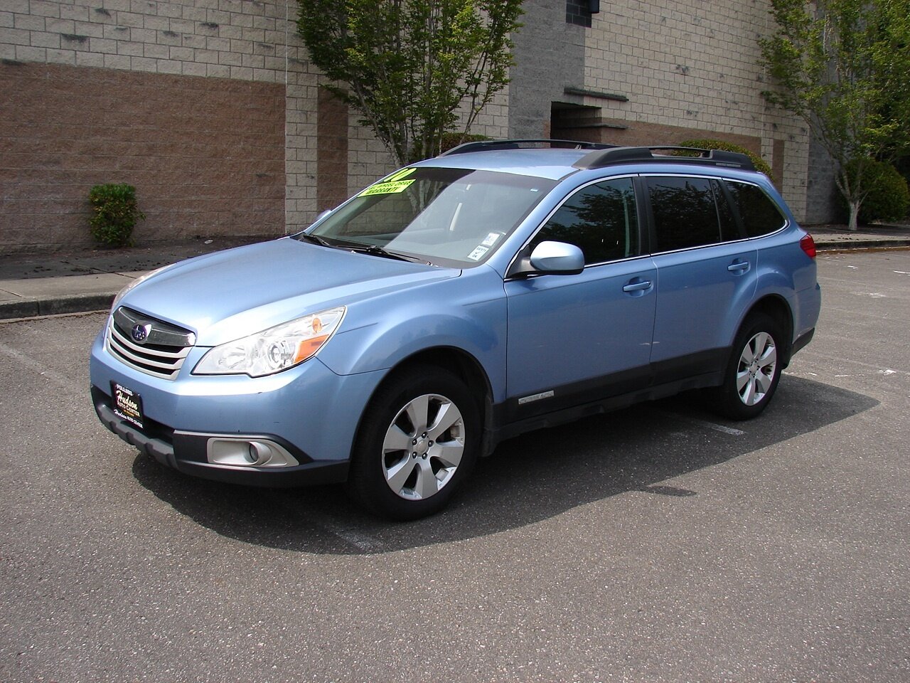 2010 Subaru Outback 2.5i Premium - Photo 1 - Poulsbo, WA 98370