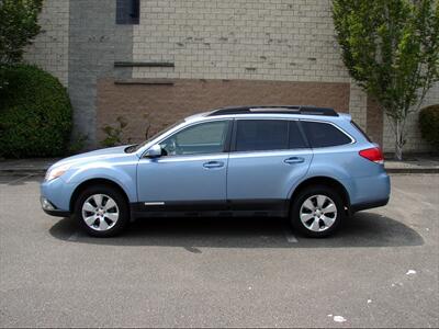 2010 Subaru Outback 2.5i Premium   - Photo 9 - Poulsbo, WA 98370
