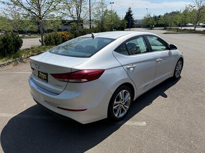 2018 Hyundai Elantra Limited   - Photo 7 - Poulsbo, WA 98370
