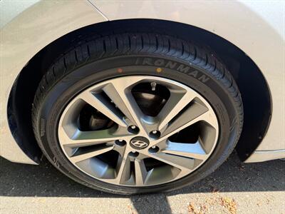 2018 Hyundai Elantra Limited   - Photo 29 - Poulsbo, WA 98370