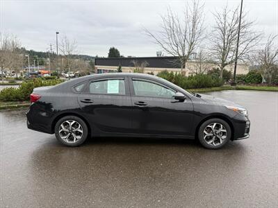2020 Kia Forte LXS   - Photo 4 - Poulsbo, WA 98370