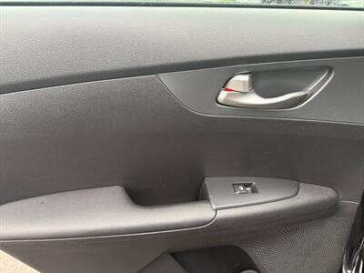 2020 Kia Forte LXS   - Photo 33 - Poulsbo, WA 98370