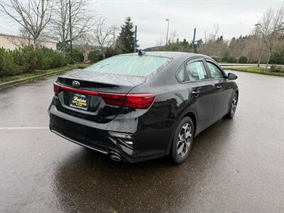 2020 Kia Forte LXS   - Photo 5 - Poulsbo, WA 98370