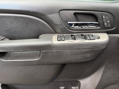 2014 Chevrolet Tahoe LT  Z71 - Photo 12 - Poulsbo, WA 98370