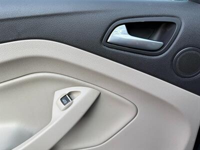2017 Ford Escape Titanium   - Photo 34 - Poulsbo, WA 98370