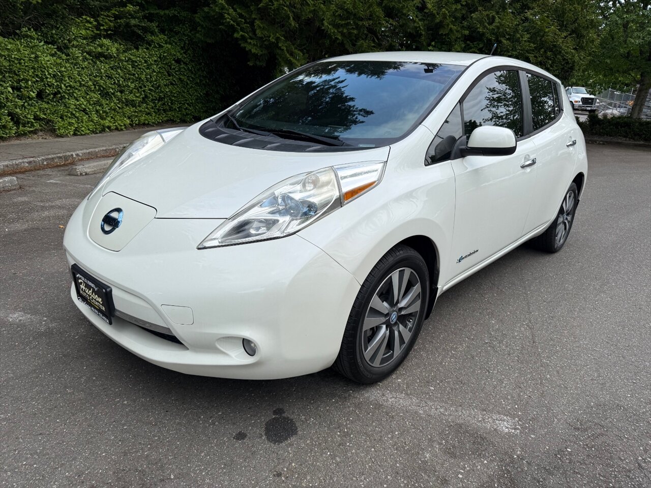 2013 Nissan LEAF SL   - Photo 1 - Poulsbo, WA 98370
