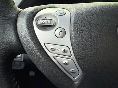 2013 Nissan LEAF SL   - Photo 13 - Poulsbo, WA 98370