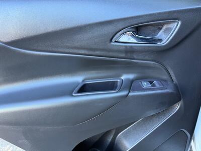 2019 Chevrolet Equinox LT   - Photo 29 - Poulsbo, WA 98370