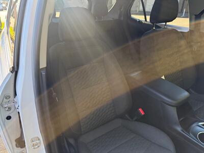 2019 Chevrolet Equinox LT   - Photo 17 - Poulsbo, WA 98370