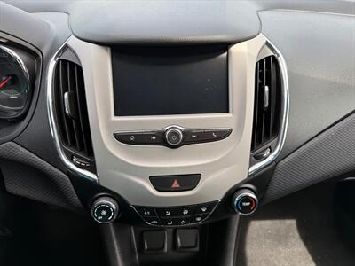 2018 Chevrolet Cruze LS Auto   - Photo 27 - Poulsbo, WA 98370