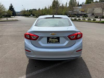 2018 Chevrolet Cruze LS Auto   - Photo 8 - Poulsbo, WA 98370