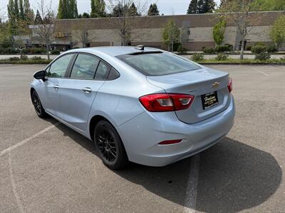 2018 Chevrolet Cruze LS Auto   - Photo 7 - Poulsbo, WA 98370