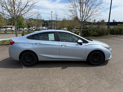 2018 Chevrolet Cruze LS Auto   - Photo 4 - Poulsbo, WA 98370