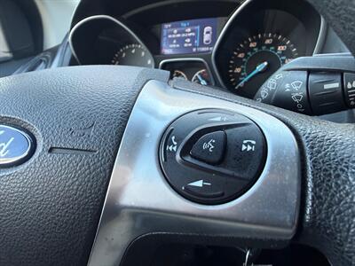 2014 Ford Focus SE   - Photo 16 - Poulsbo, WA 98370