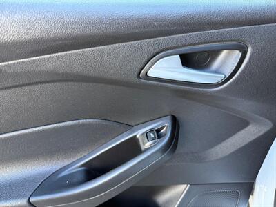 2014 Ford Focus SE   - Photo 31 - Poulsbo, WA 98370