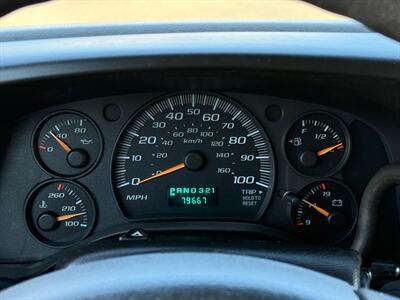 2004 Chevrolet Express 2500 - Photo 16 - Poulsbo, WA 98370