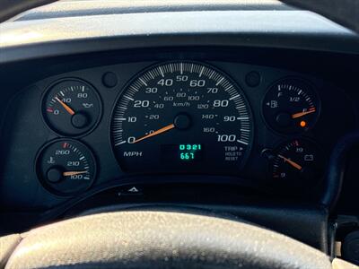 2004 Chevrolet Express 2500 - Photo 11 - Poulsbo, WA 98370