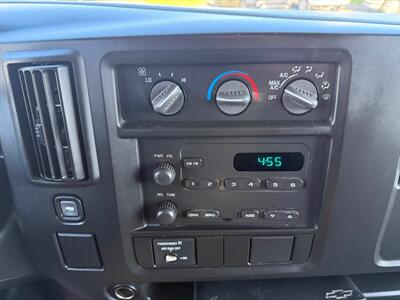 2004 Chevrolet Express 2500 - Photo 15 - Poulsbo, WA 98370