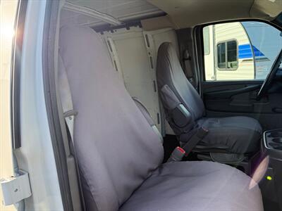 2004 Chevrolet Express 2500 - Photo 18 - Poulsbo, WA 98370