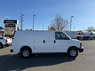 2004 Chevrolet Express 2500 - Photo 4 - Poulsbo, WA 98370