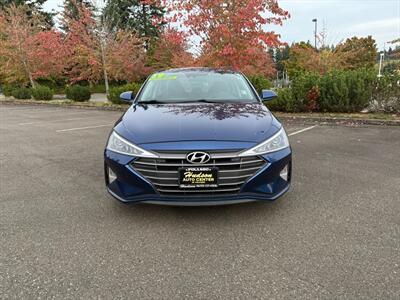 2019 Hyundai Elantra SEL   - Photo 2 - Poulsbo, WA 98370