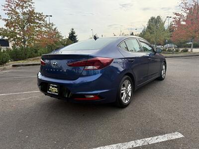 2019 Hyundai Elantra SEL   - Photo 5 - Poulsbo, WA 98370