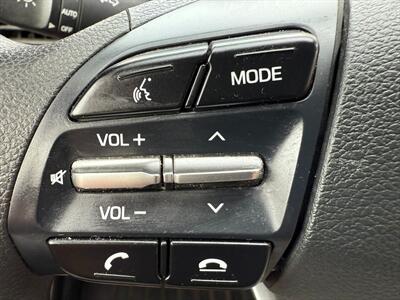 2019 Hyundai Elantra SEL   - Photo 17 - Poulsbo, WA 98370